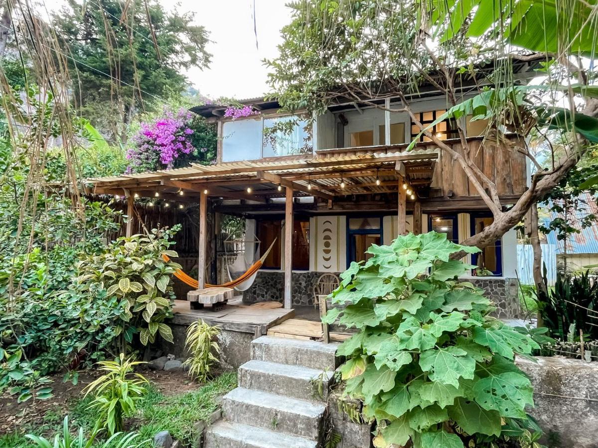 Unicorn Reborn - Peaceful Rentals San Marcos La Laguna Esterno foto