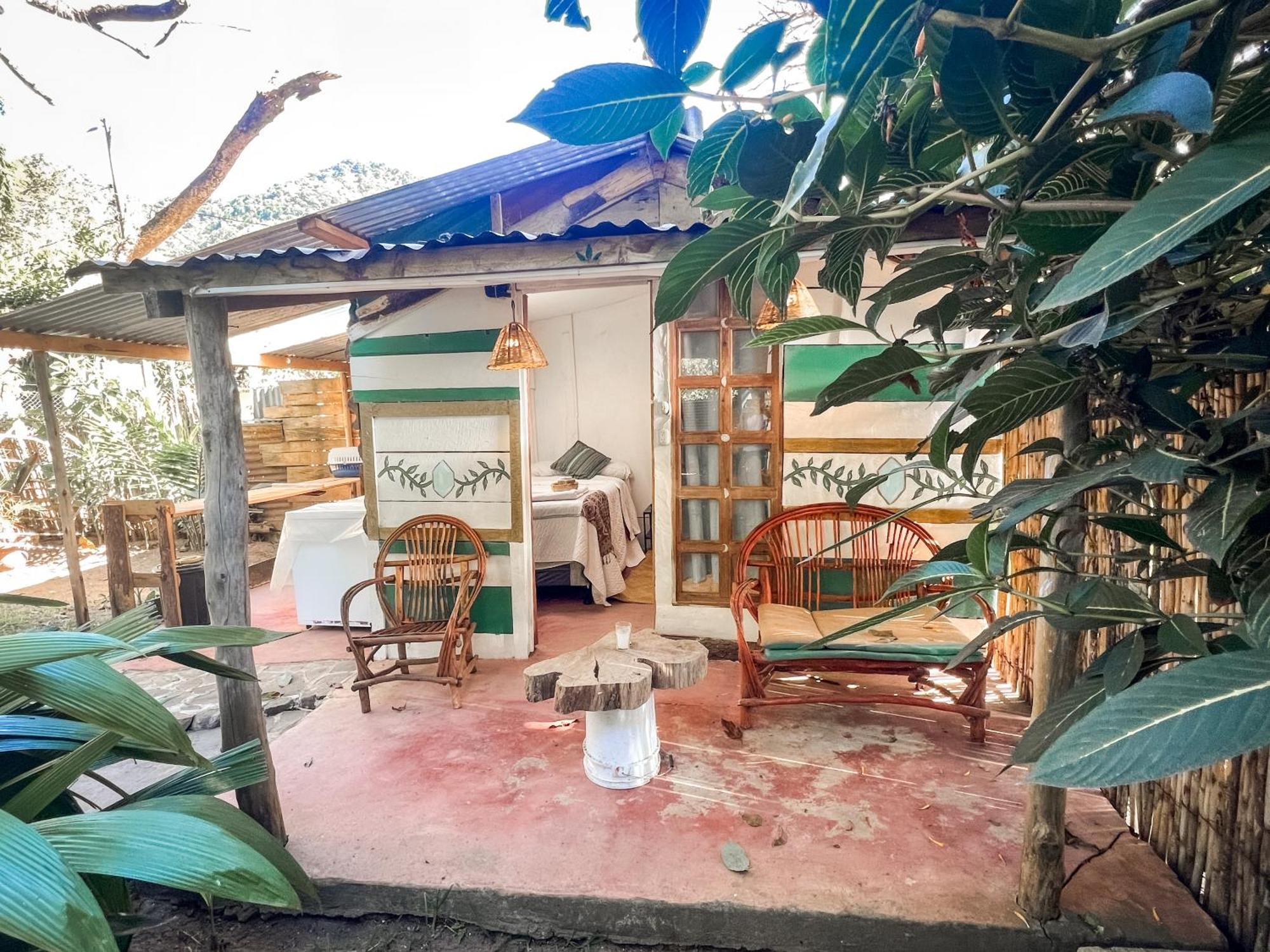 Unicorn Reborn - Peaceful Rentals San Marcos La Laguna Esterno foto