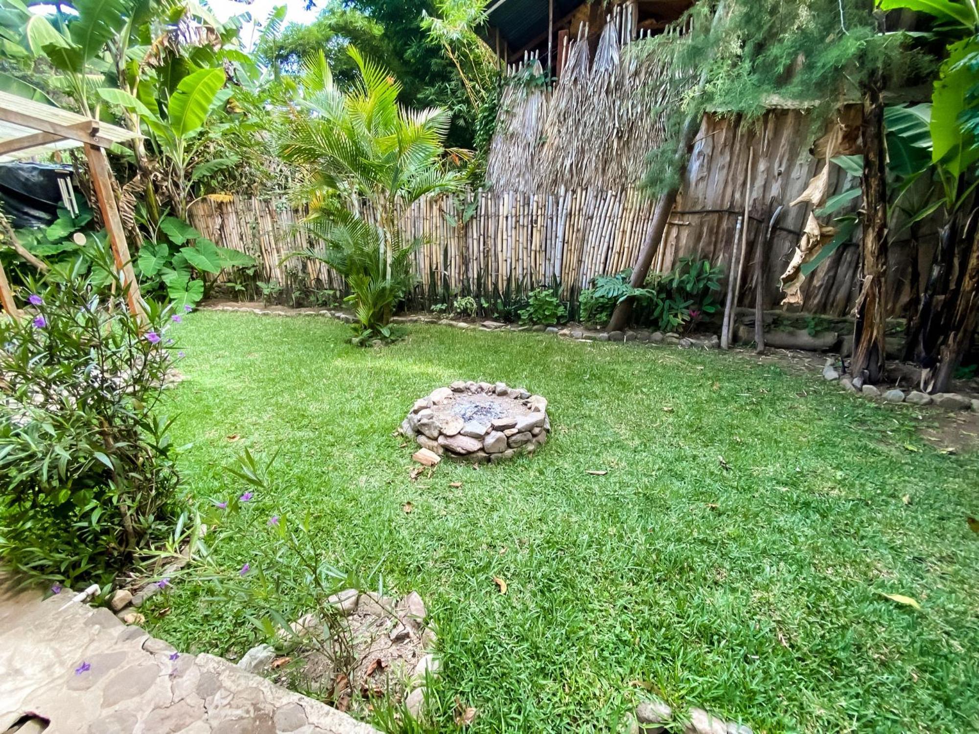 Unicorn Reborn - Peaceful Rentals San Marcos La Laguna Esterno foto